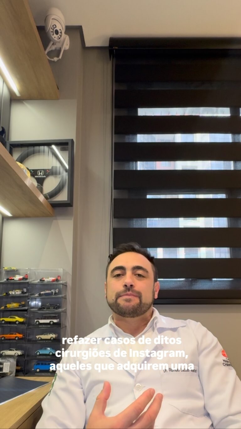 Instagram post from dr.molinari.cirurgia. This post is in position 2.